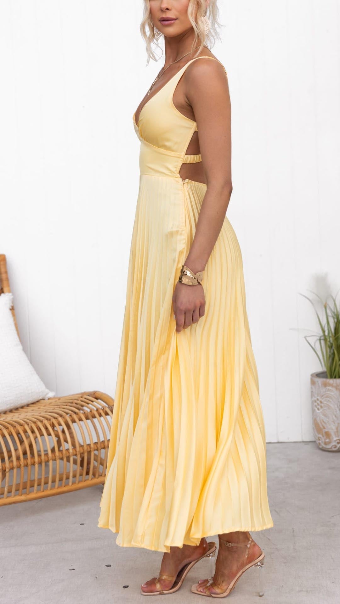 Alina Damen Maxikleid | Plissiert, V-Ausschnitt 2