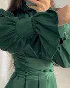 Frost Maxi Kleid für Damen | Satin, Elegant und Warm 3