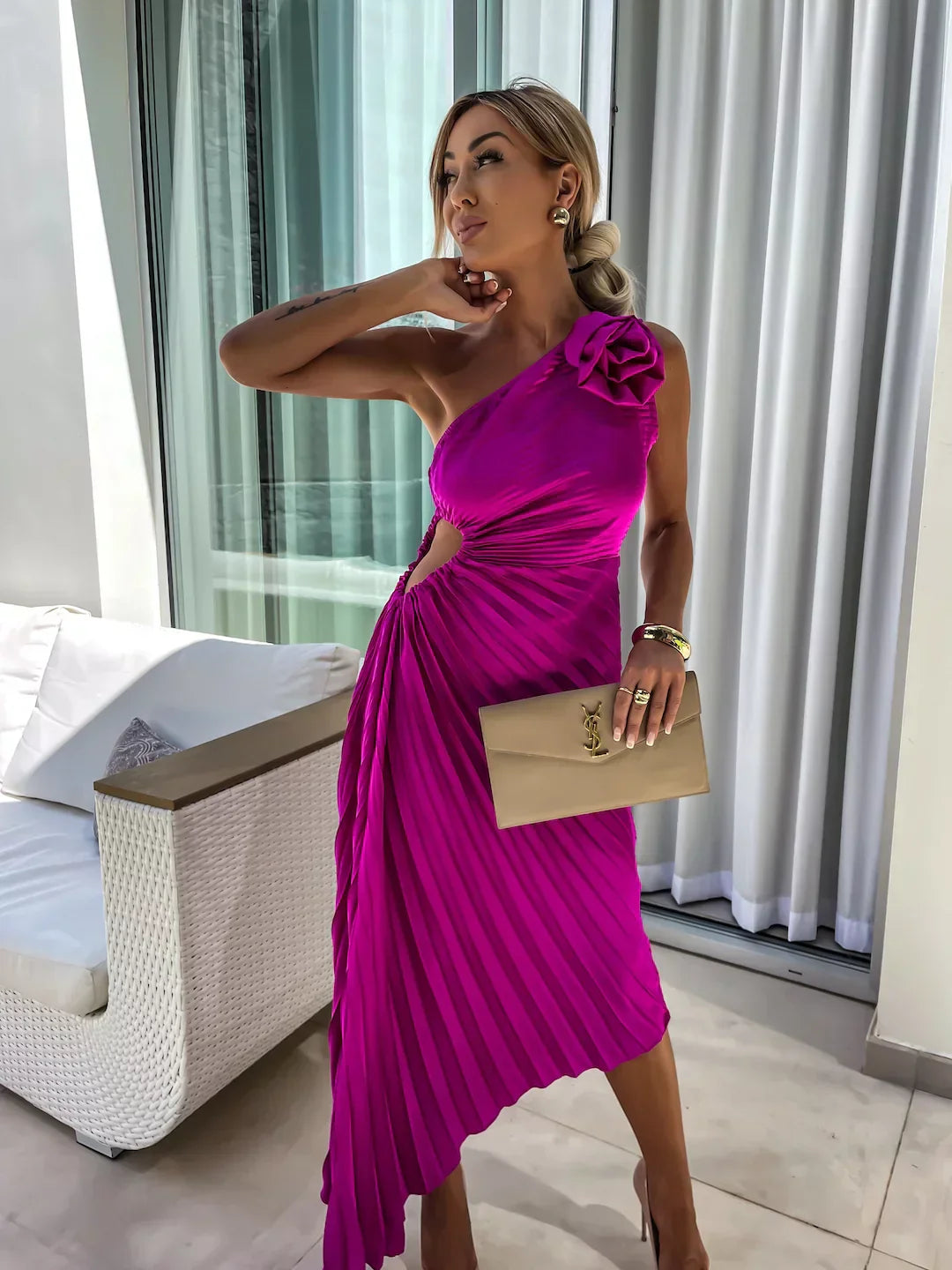 Lila Damen Kleid | Romantisches One-Shoulder-Design mit Blumenmuster 1