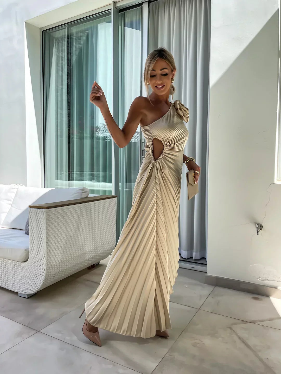 Lila Damen Kleid | Romantisches One-Shoulder-Design mit Blumenmuster 4