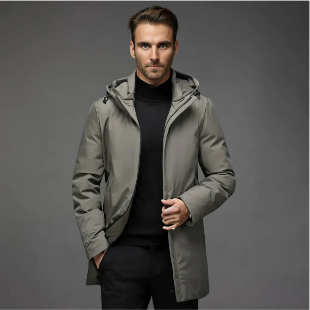 Mann trägt lange graue Herren Winterjacke im Business-Look mit Kapuze