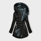 Schwarze Damen Winterjacke mit Kapuze und Futter – winddicht und elegant – Haus92