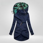 Damen Winterjacke mit Kapuze in Marineblau, windabweisendes Obermaterial, Frontansicht
