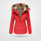 Damen Winterparka in Rot mit Kunstfellkapuze, Frontansicht